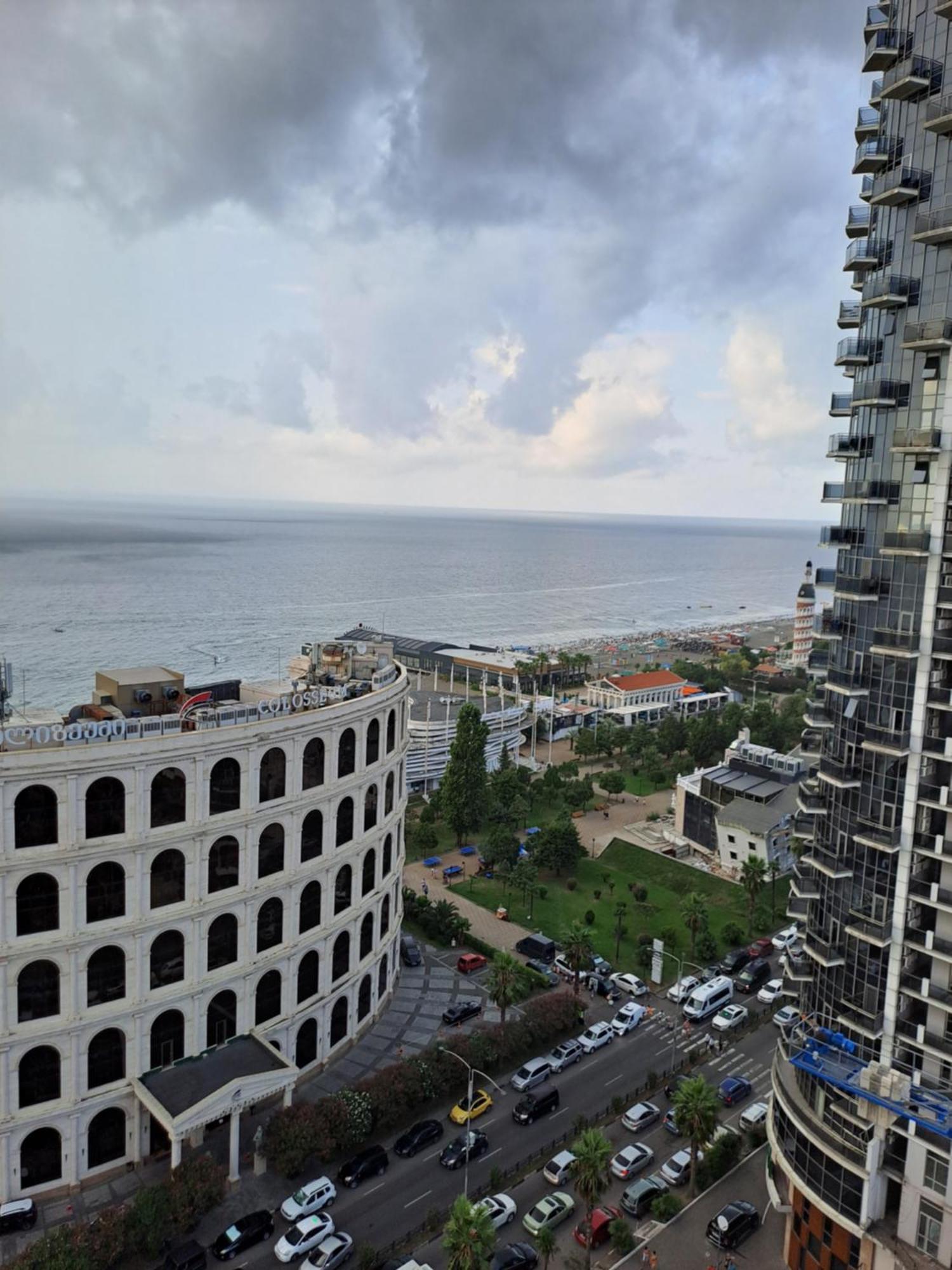 Batumi Orbi Sea View Lägenhet Exteriör bild